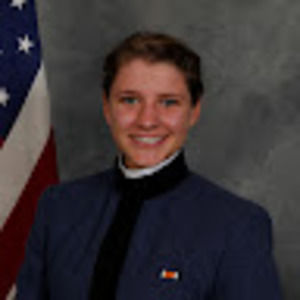 Meet your Posher, Caroline sims